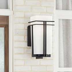 Tremillo Outdoor Wall Mount Light Fixture